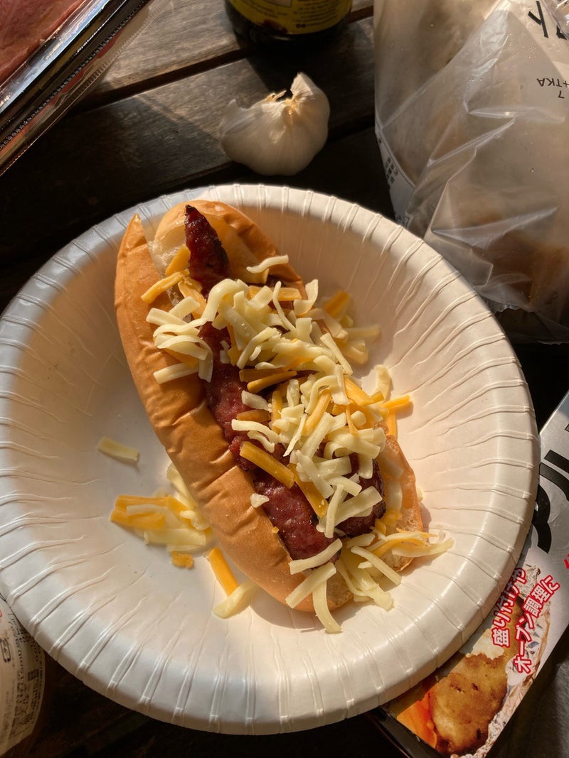 ＢＢＱで作ったホットドッグ
