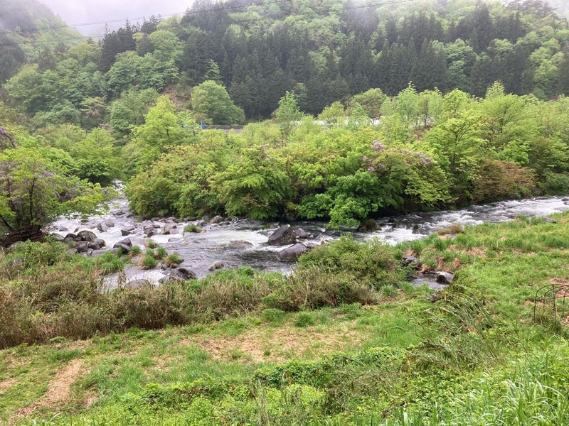 5月、大雨のあとで大増水の寒水川