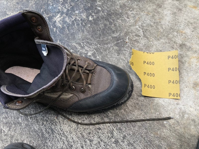 リトルプレゼンツ　ライトウエイトウエーディングシューズと紙やすり