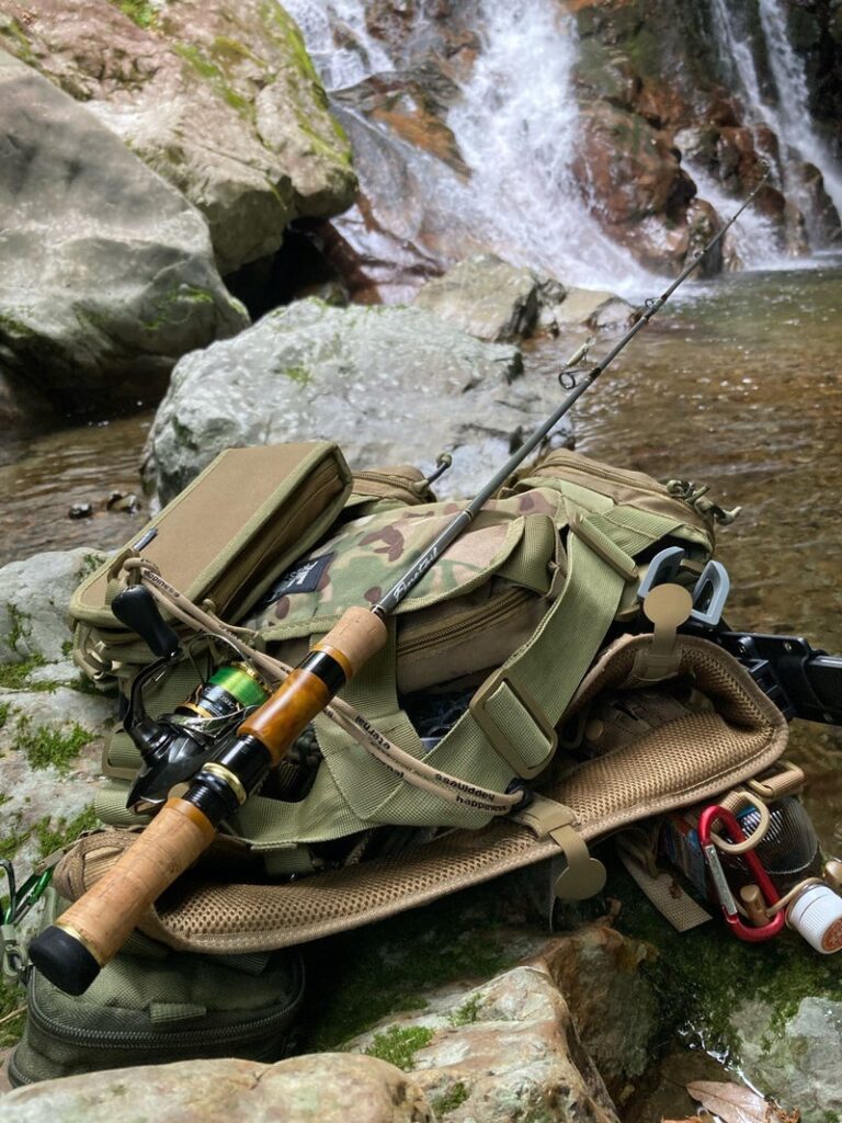 奈良県川上村の渓流にて、SHひろあき渓流装備とファインテール462U（グラスモデル）